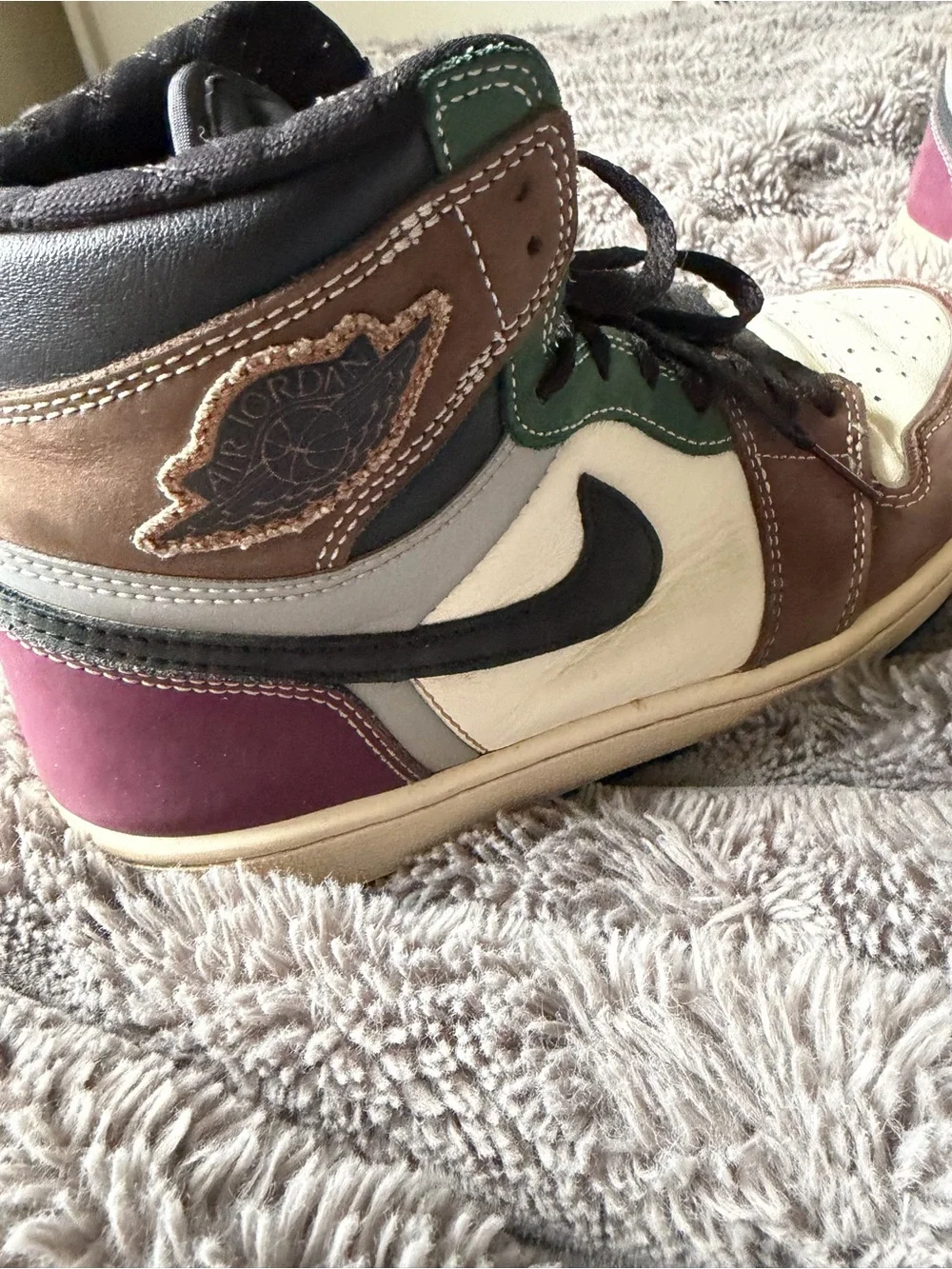 Nike High-Top Sneakers in Brown, Green, Cream & Black